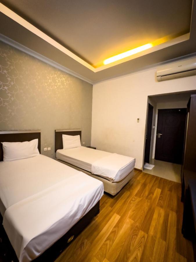Motel Mess Mt Haryono Sampit Exterior foto
